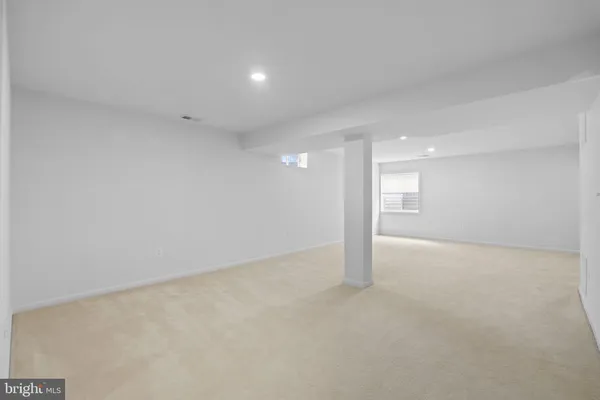 $2,900 | 21551 Port Court, Lexington Park, MD 20653