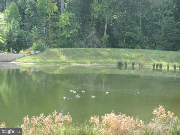 $2,900 | 21551 Port Court, Lexington Park, MD 20653