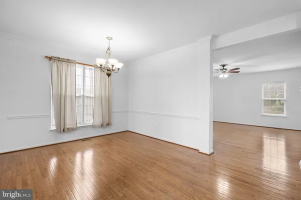 $2,900 | 21551 Port Court, Lexington Park, MD 20653