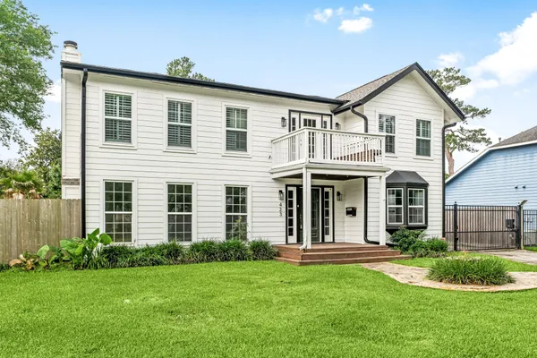 $5,000 | 423 West 32nd Street, Houston, TX 77018