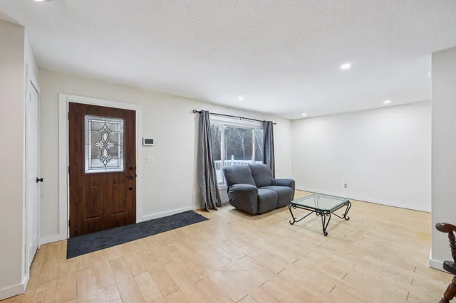 $425,000 | 6564 165th Street North, Hugo, MN 55038