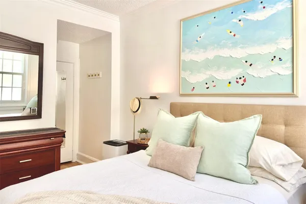 $4,150 | 235 Sunrise Avenue, Unit 2217, Palm Beach, FL 33480