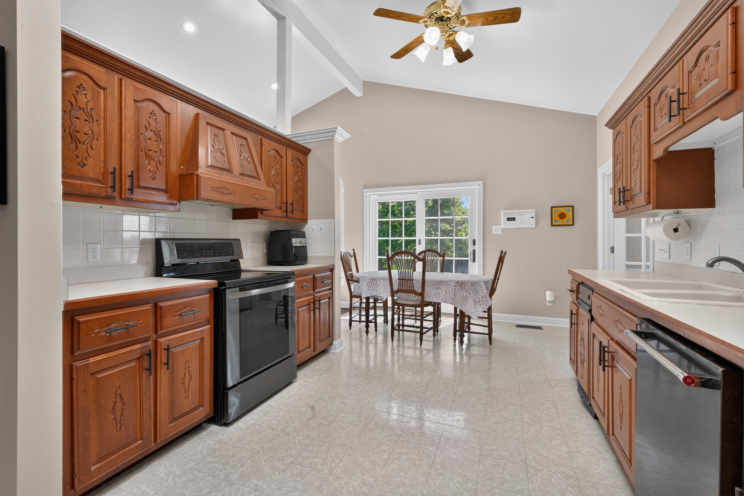 107 Squires Pointe Road Paris, KY 40361 - Photo 18 of 55 108squires18