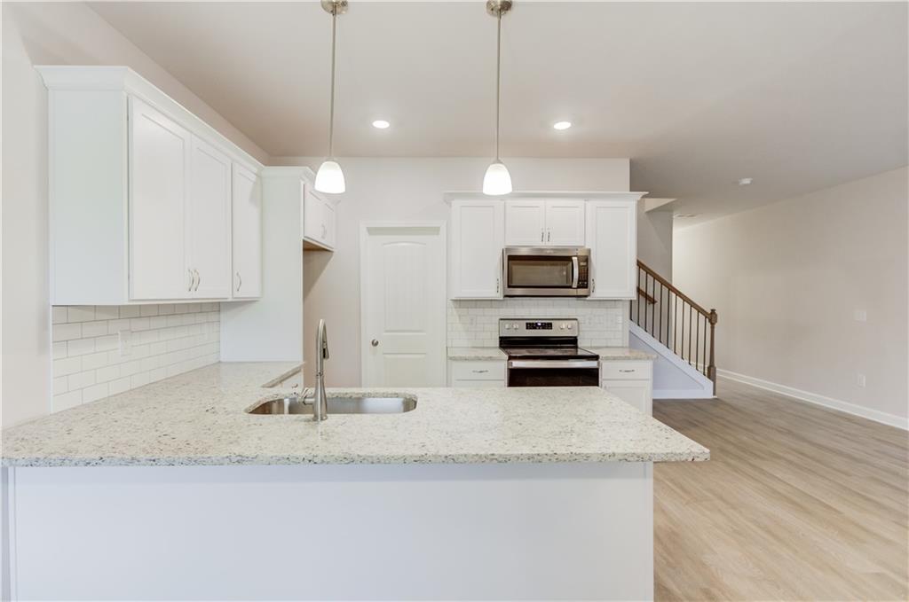 6362 Pine Ridge Point Lula, GA 30554 - Photo 8 of 28