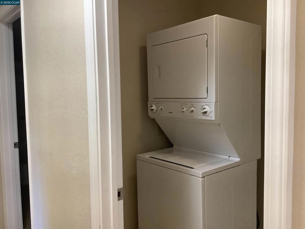 1505 Kirker Pass Road Concord, CA 94521 - Photo 17 of 19 a utility room with dryer and washer