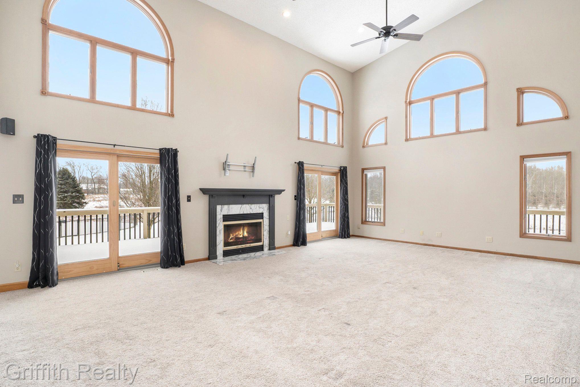 8070 Sheraton Park Road Fenton, MI 48430 - Photo 6 of 47 Gallery Image 6