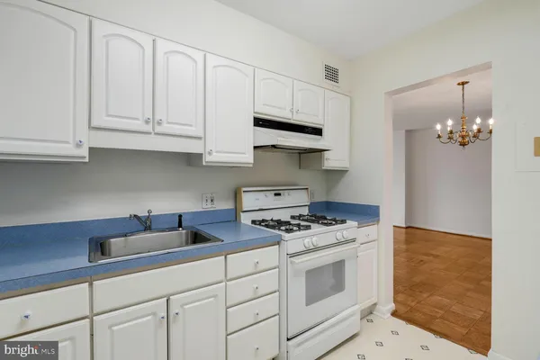 $190,000 | 5101 River Road, Unit 1511, Bethesda, MD 20816
