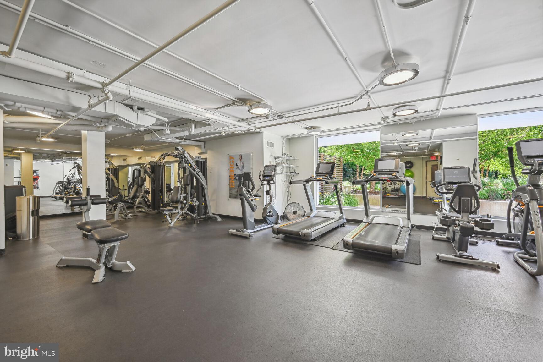 5101 River Road, Unit 1511 Bethesda, MD 20816 - Photo 19 of 21