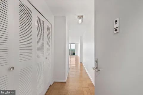 $215,000 | 5101 River Road, Unit 1511, Bethesda, MD 20816