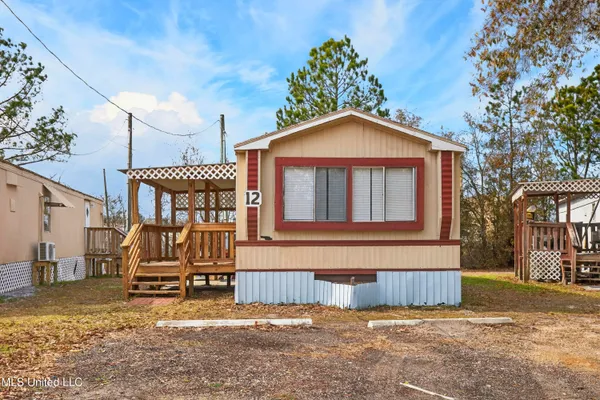 $1,175 | 11213 Dobson Road, Unit 12, Gulfport, MS 39503