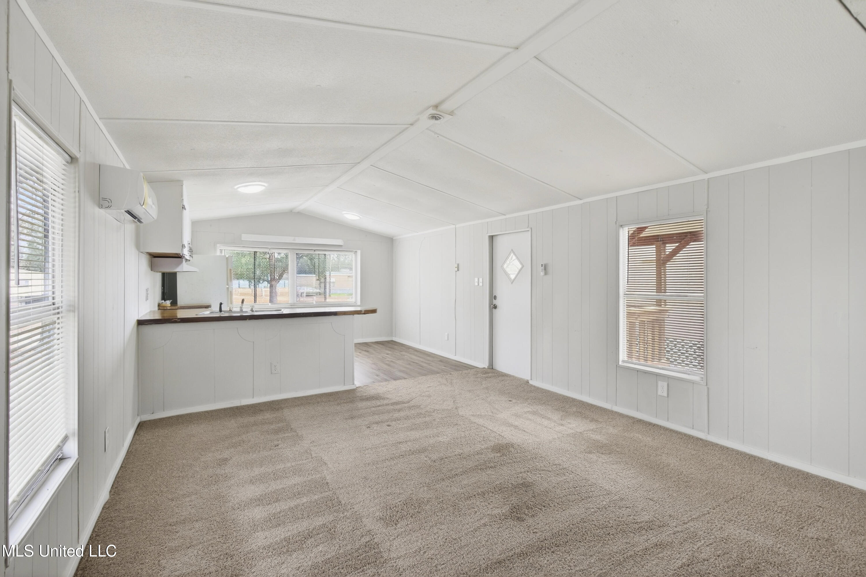 11213 Dobson Road, Unit 12 Gulfport, MS 39503 - Photo 6 of 15 11213DobsonRd-6