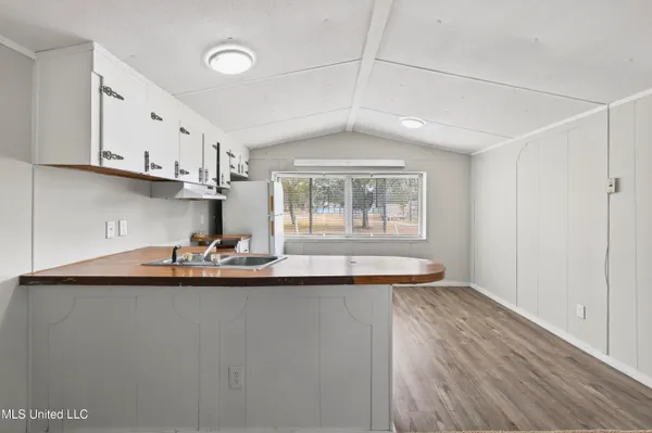 $1,175 | 11213 Dobson Road, Unit 12, Gulfport, MS 39503