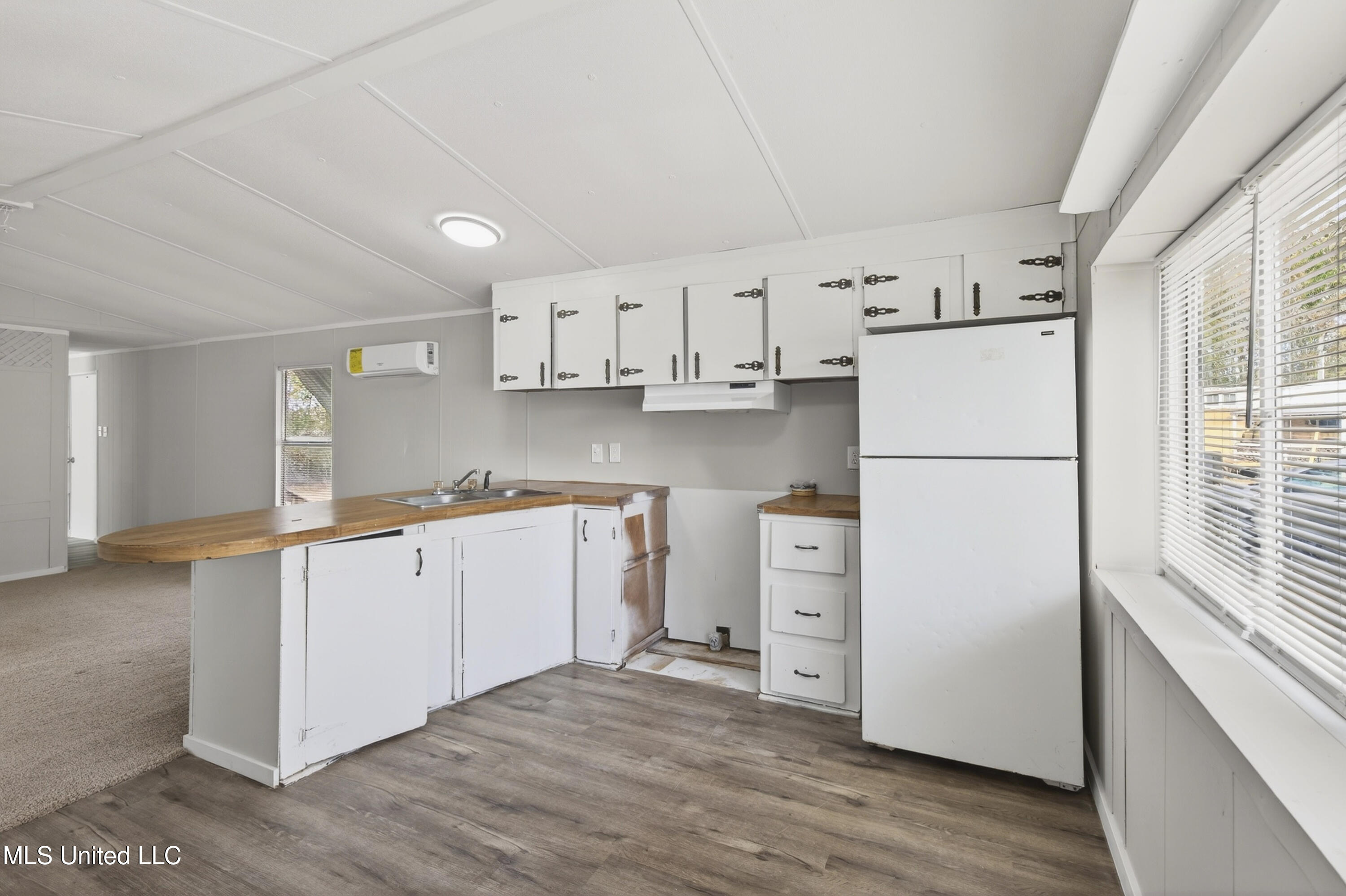 11213 Dobson Road, Unit 12 Gulfport, MS 39503 - Photo 9 of 15 11213DobsonRd-9