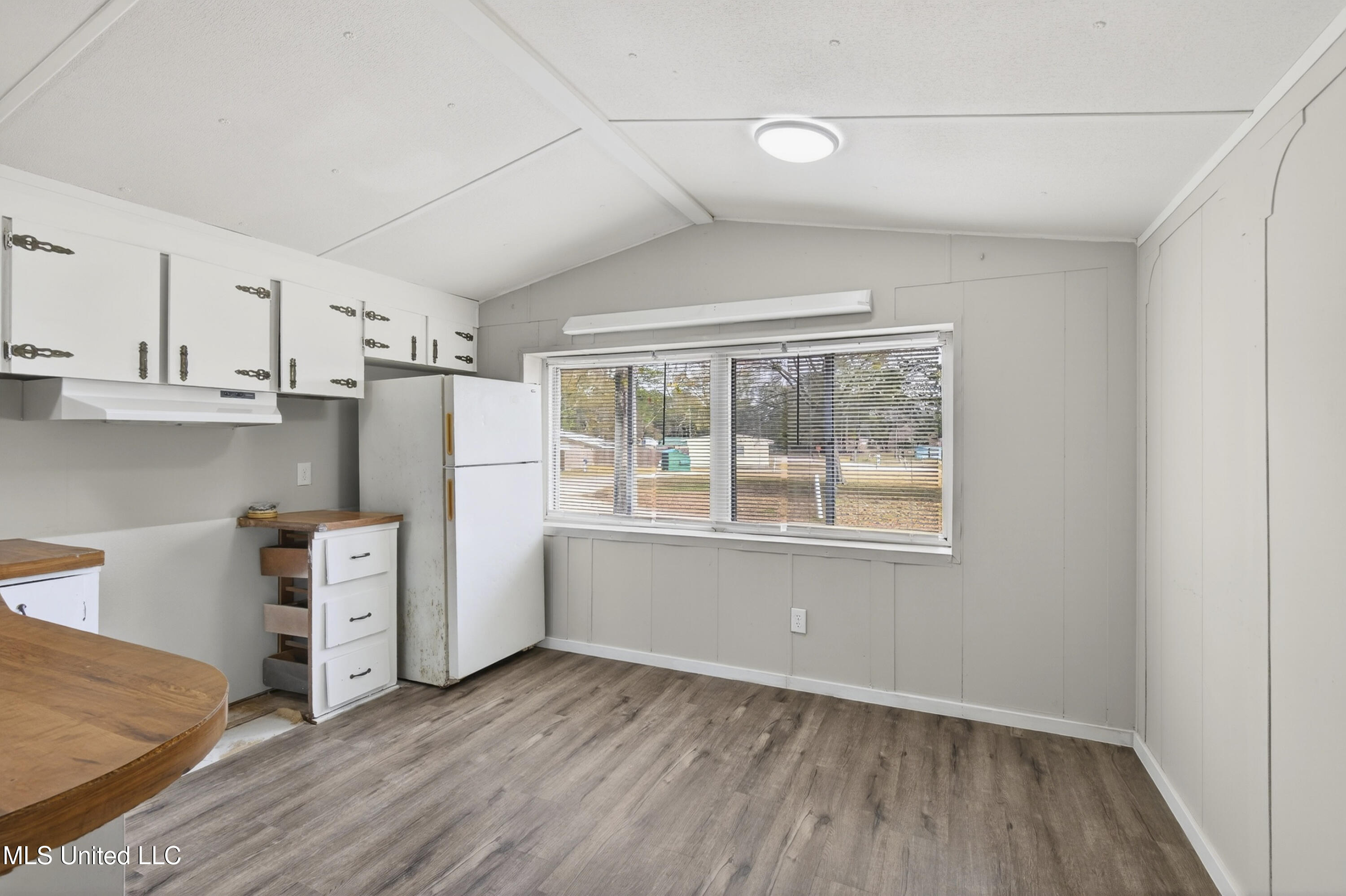 11213 Dobson Road, Unit 12 Gulfport, MS 39503 - Photo 10 of 15 11213DobsonRd-11