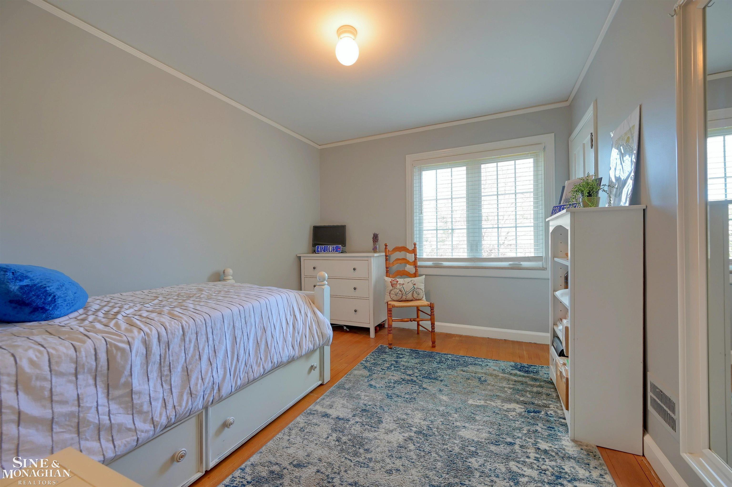 866 Barrington Road Grosse Pointe, MI 48230 - Photo 24 of 46 50105698-29.JPG
