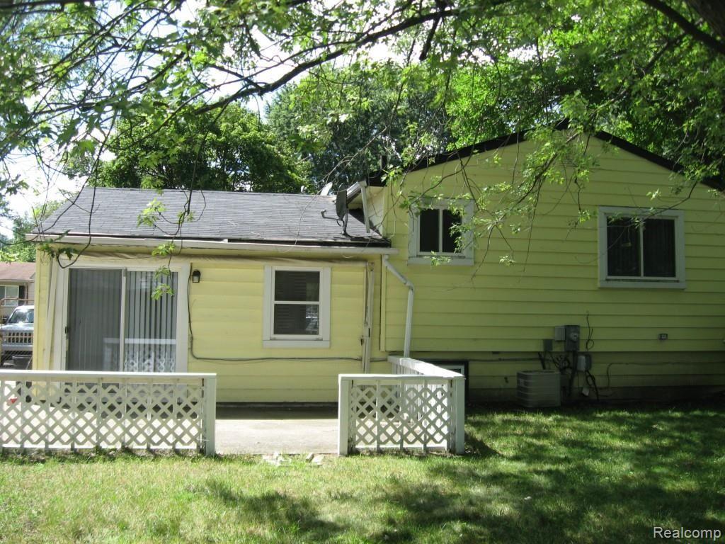15803 Springhill Street Romulus, MI 48174 - Photo 1 of 12 rear patio