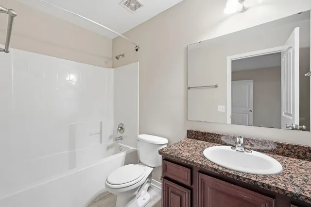 $2,250 | 1949 Mooring Drive, Navarre, FL 32566