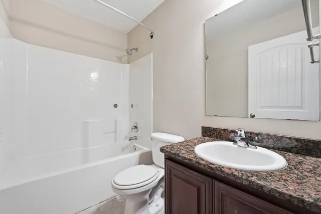 $2,250 | 1949 Mooring Drive, Navarre, FL 32566