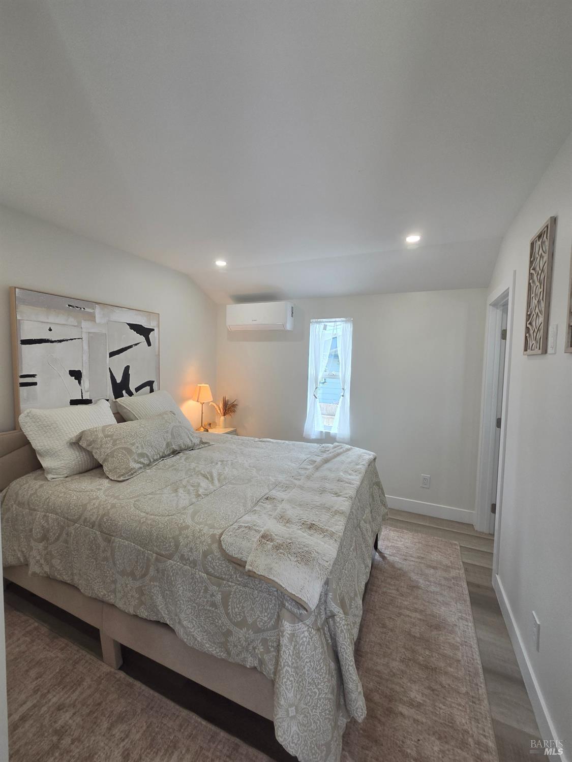 3315 Primrose Court Santa Rosa, CA 95407 - Photo 10 of 19 Primary bedroom