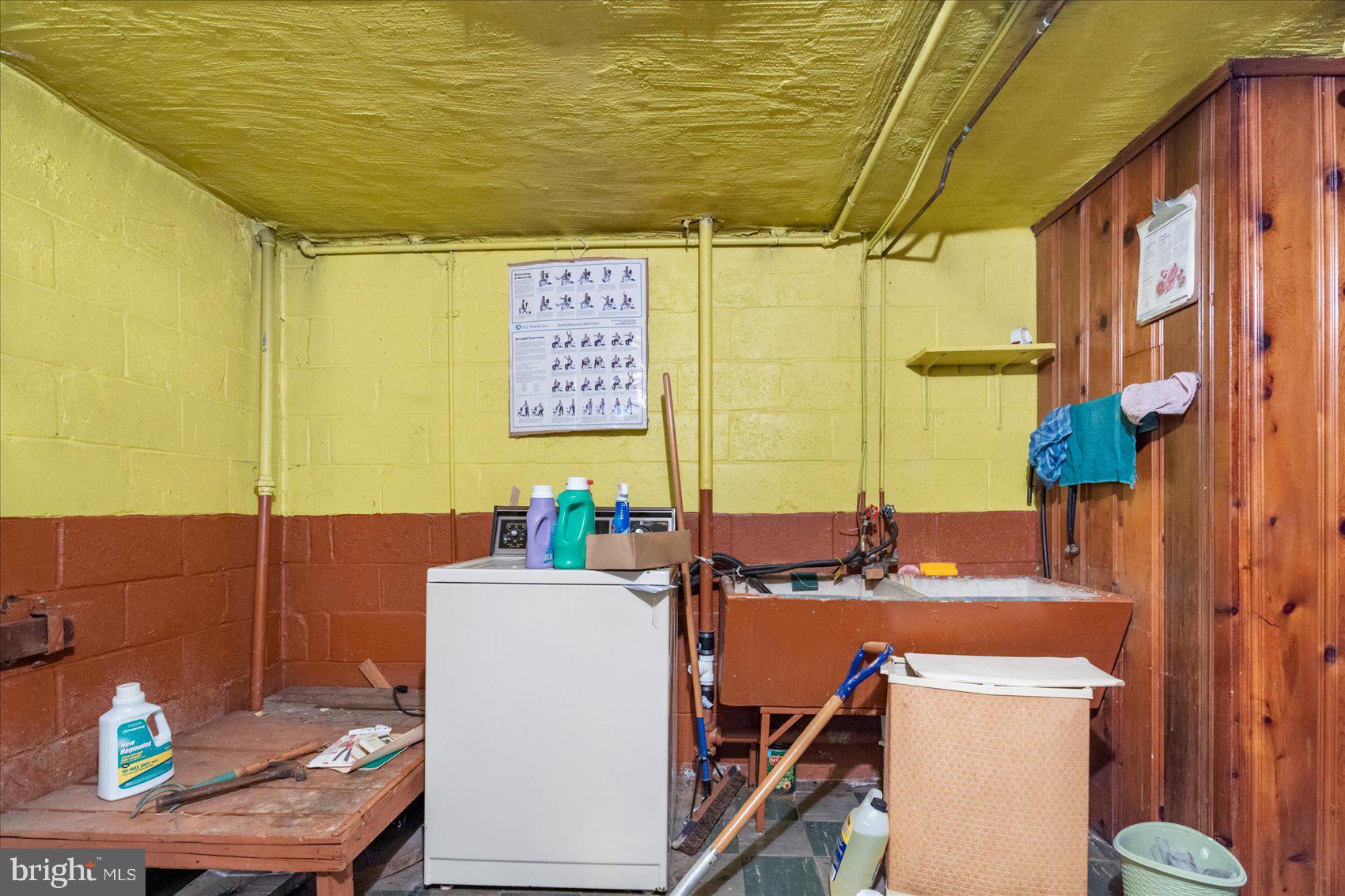 4548 Derby Manor Drive Baltimore, MD 21215 - Photo 14 of 30