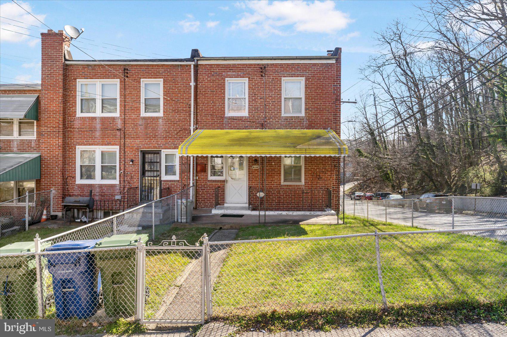 4548 Derby Manor Drive Baltimore, MD 21215 - Photo 4 of 30