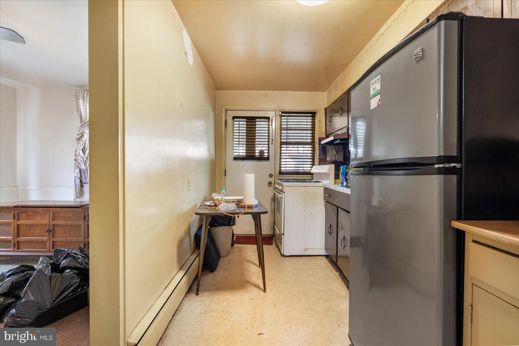 4548 Derby Manor Drive Baltimore, MD 21215 - Photo 10 of 30