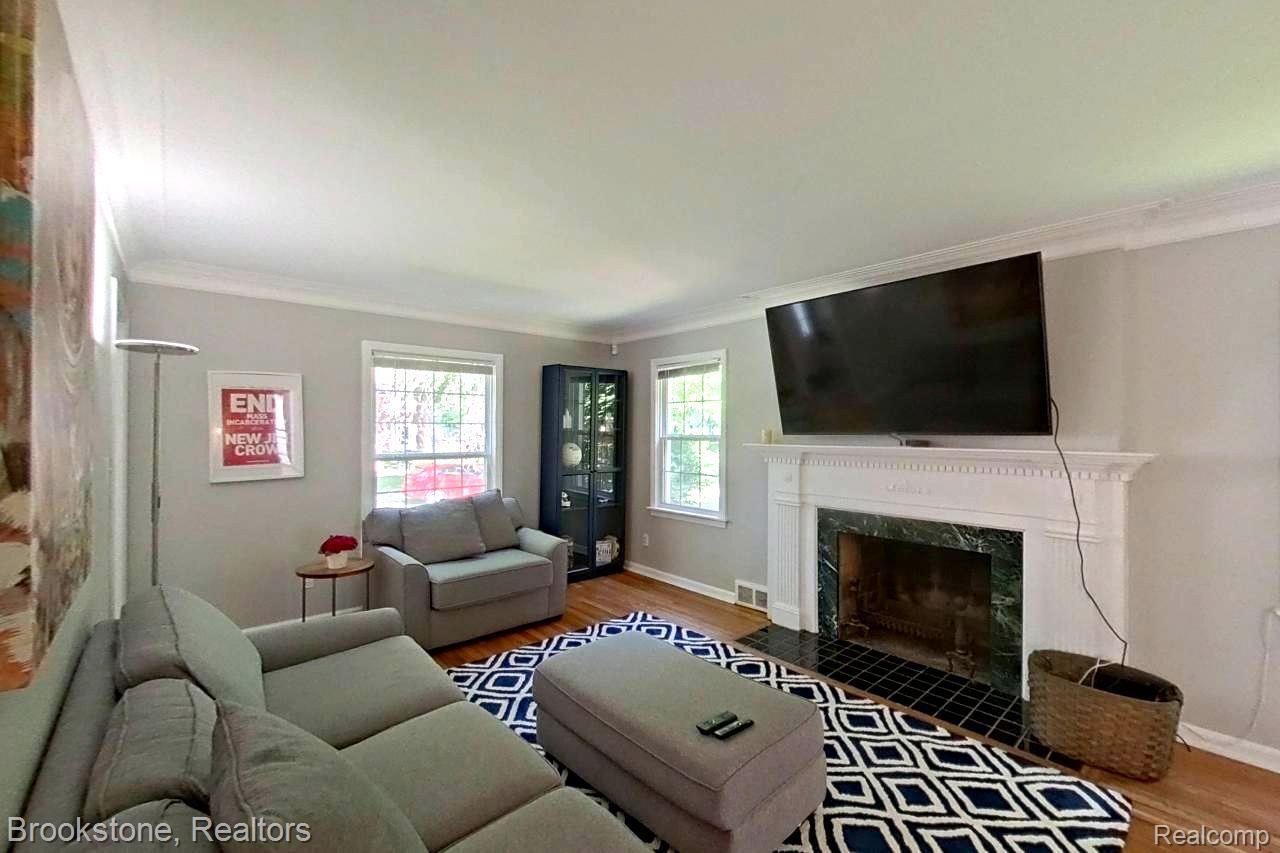 14540 Stahelin Road Detroit, MI 48223 - Photo 9 of 42 Gallery Image 9