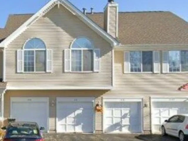 $234,900 | 2141 Colorado Avenue, Elgin, IL 60123