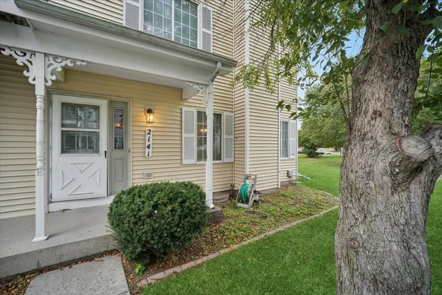 $234,900 | 2141 Colorado Avenue, Elgin, IL 60123