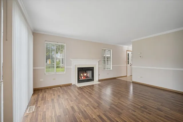 $234,900 | 2141 Colorado Avenue, Elgin, IL 60123