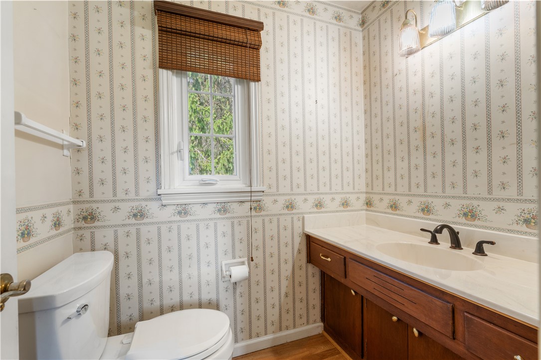 2408 Rush Mendon Road Honeoye Falls, NY 14472 - Photo 18 of 38