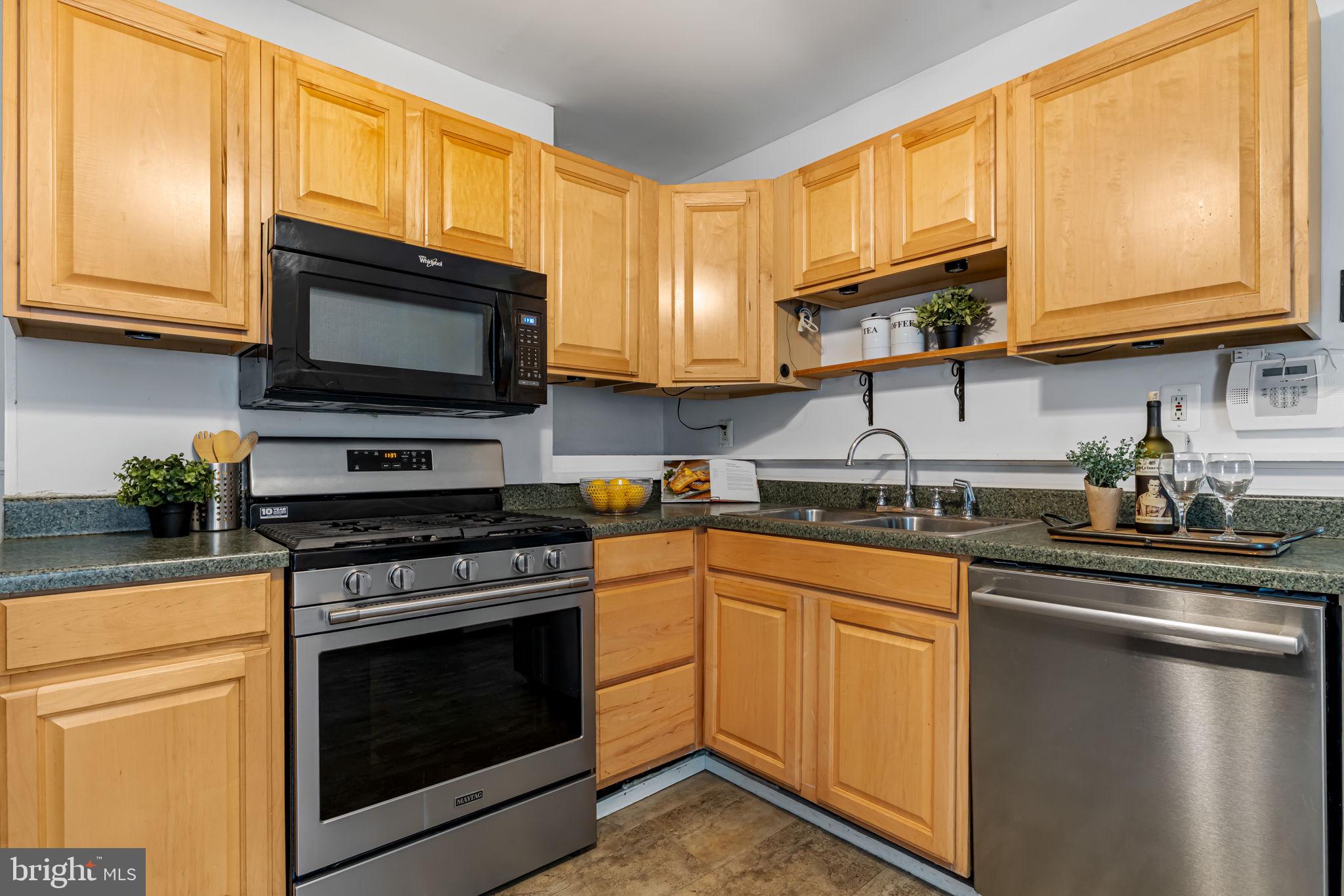 3723 Falls Road Baltimore, MD 21211 - Photo 15 of 39