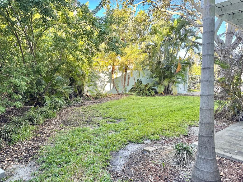 603 Garland Circle Indian Rocks Beach, FL 33785 - Photo 33 of 43