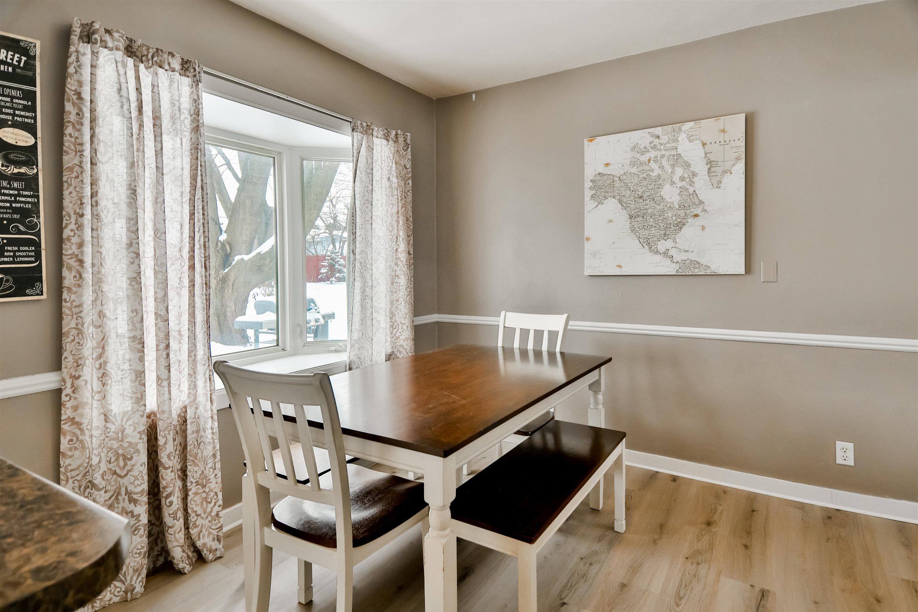 4233 Pinecrest Road Rockford, IL 61107 - Photo 17 of 30 Gallery Image 17