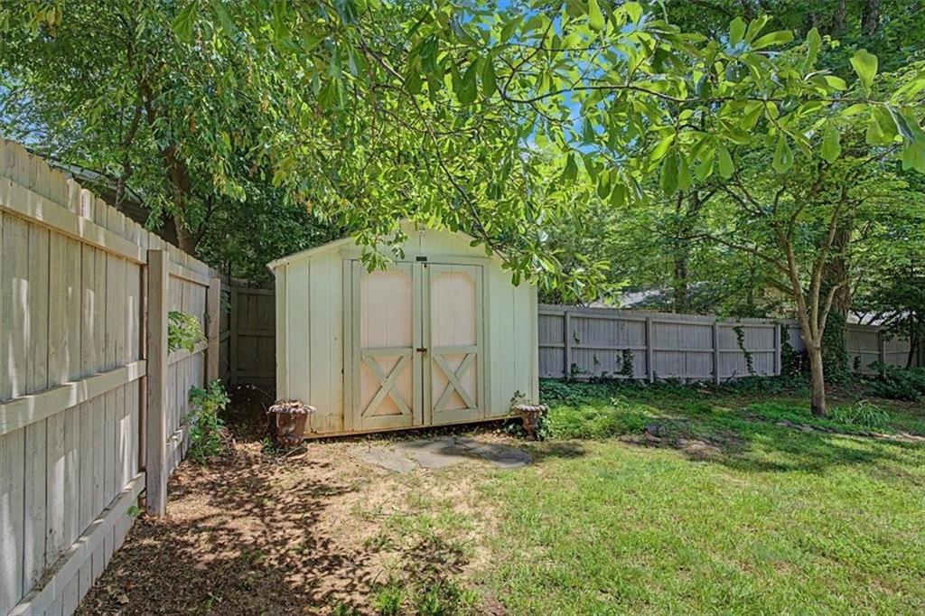 1005 Ridgecrest Drive Smyrna, GA 30080 - Photo 28 of 36