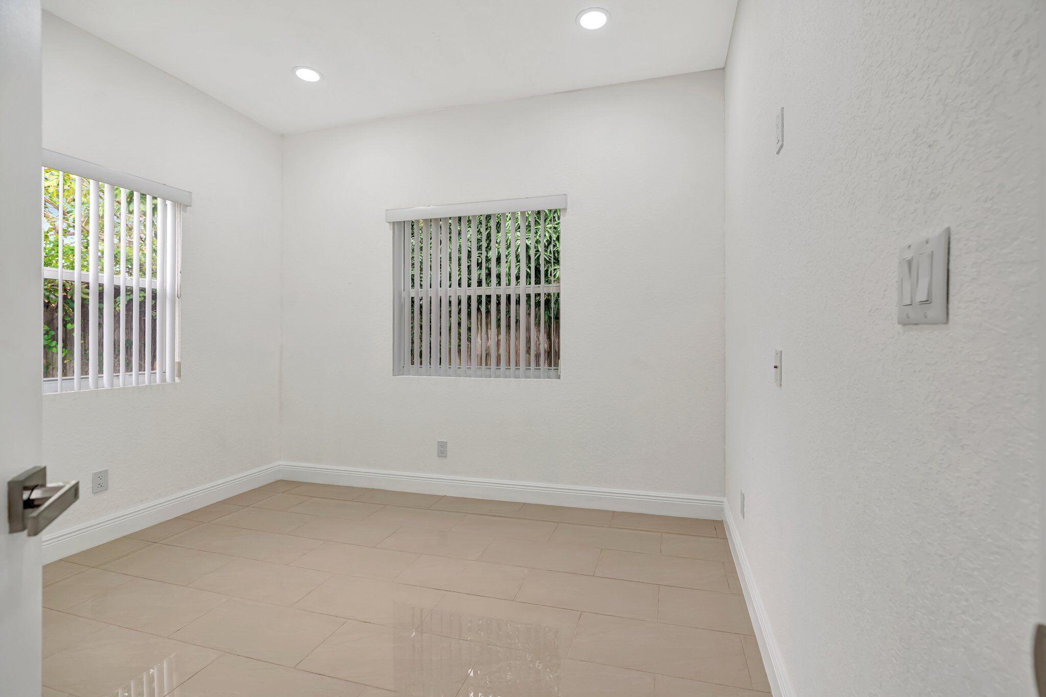 3516 S Avenue Riviera Beach, FL 33404 - Photo 26 of 45 35-web-or-mls-35-web-or-mls-_MLP0557