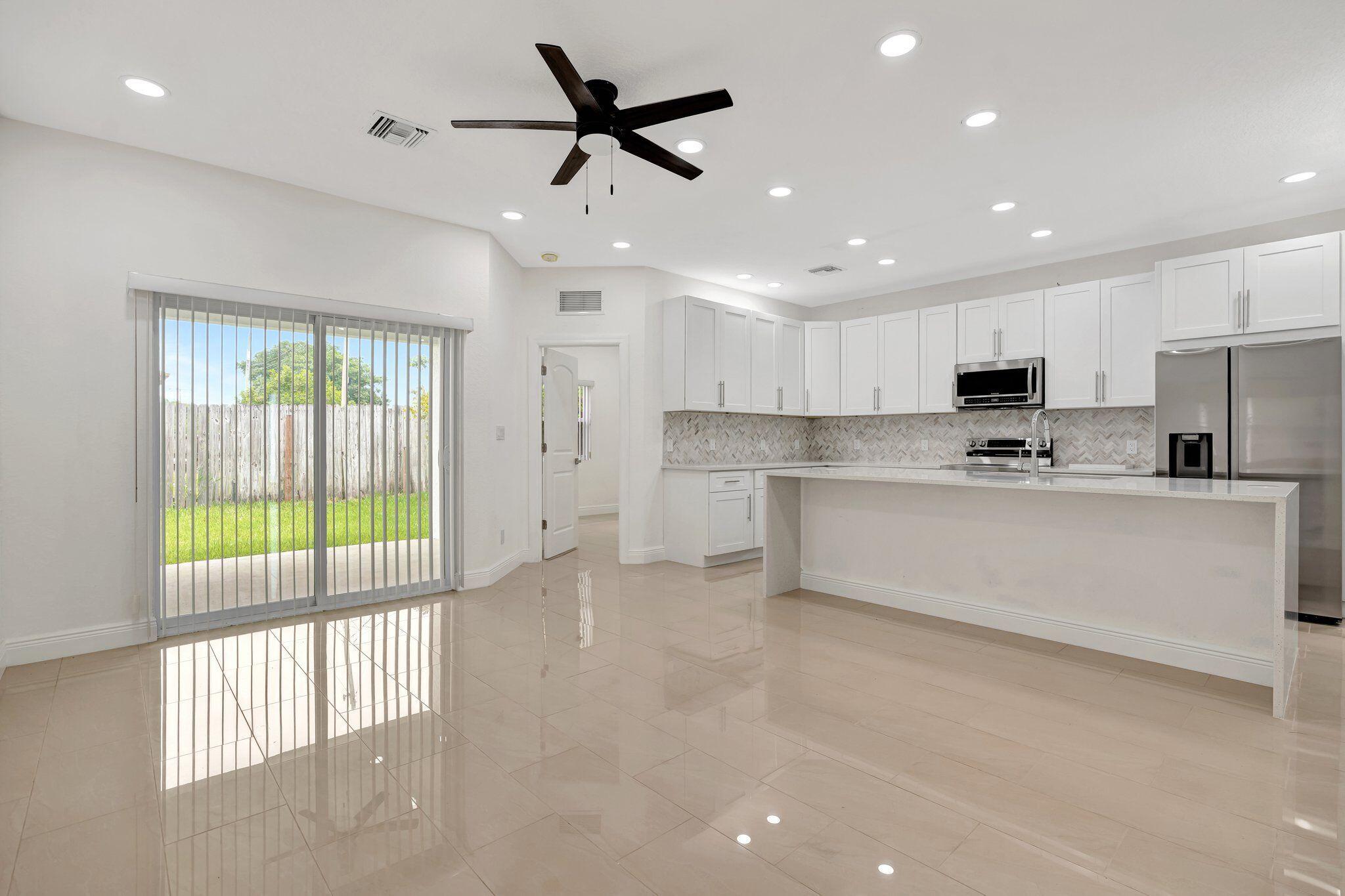 3516 S Avenue Riviera Beach, FL 33404 - Photo 8 of 45 28-web-or-mls-28-web-or-mls-_MLP0522