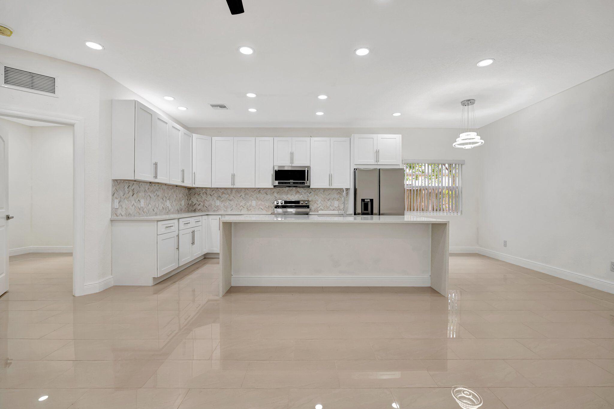 3516 S Avenue Riviera Beach, FL 33404 - Photo 9 of 45 29-web-or-mls-29-web-or-mls-_MLP0527