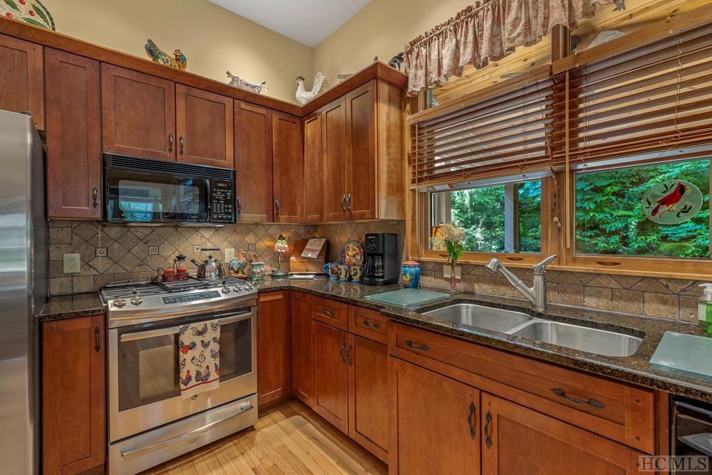 177 Pheasant Run Road Highlands, NC 28741 - Photo 12 of 35 Gallery Image 12