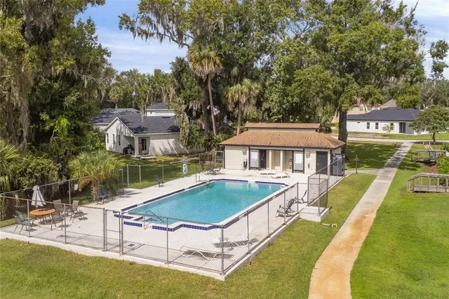 $364,900 | 947 Belle Oak Drive, Leesburg, FL 34748