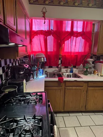 $165,000 | 6942 South Bell Avenue, Chicago, IL 60636