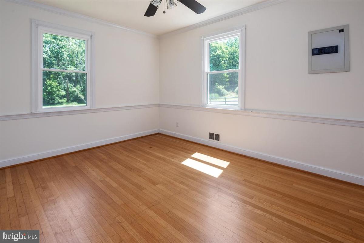 15929 Attleboro Road Silver Spring, MD 20905 - Photo 22 of 46 Bedroom 1