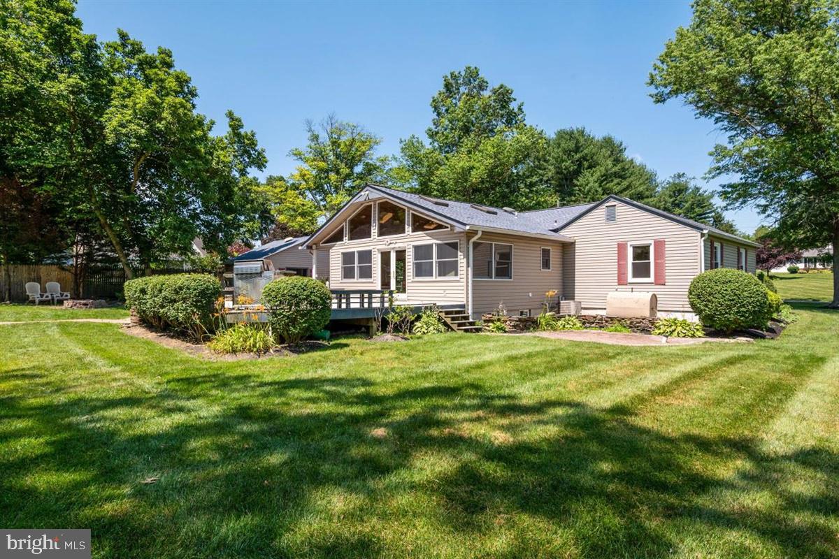 15929 Attleboro Road Silver Spring, MD 20905 - Photo 42 of 46 Back exterior view