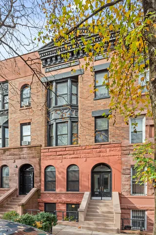 $2,950 | 107 Manhattan Avenue, Unit 1 | Upper West Side