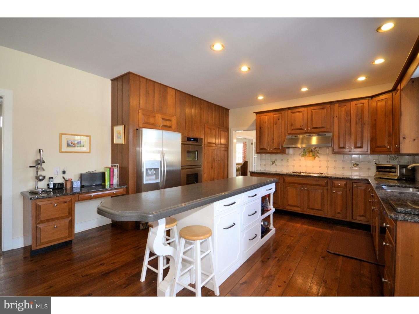852 Washington Crossing Road Newtown, PA 18940 - Photo 11 of 25 Kitchen