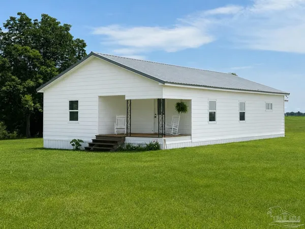 $214,900 | 6000 Doran Road, McDavid, FL 32568