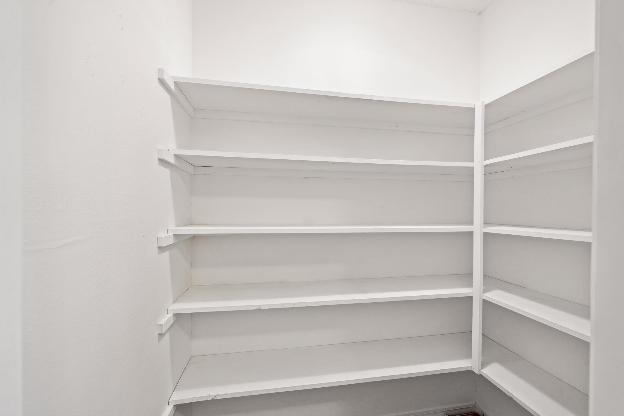 106 Willowbrook Circle Daphne, AL 36526 - Photo 12 of 26 Walk-in Pantry