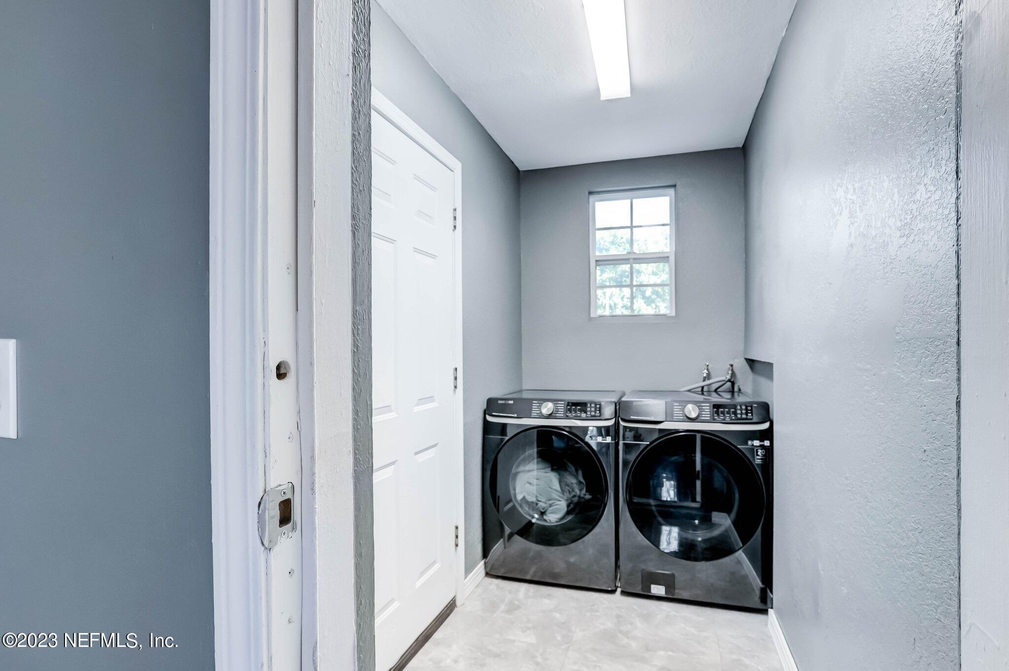 10851 Old Plank Road Jacksonville, FL 32220 - Photo 45 of 58 Laundry Room