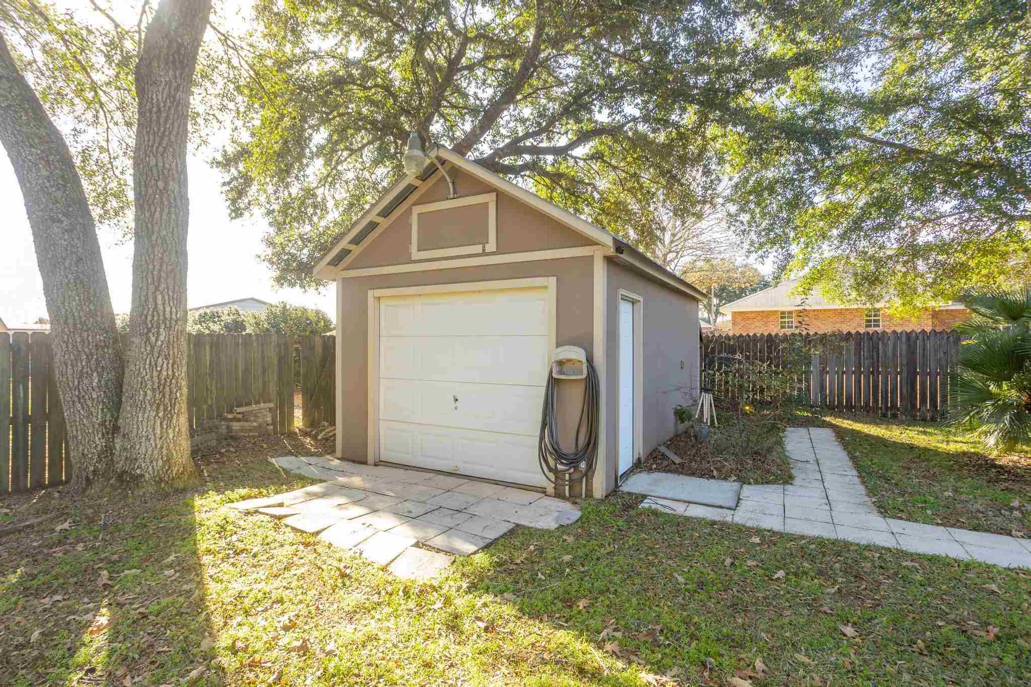 7127 Jennifer Road Pensacola, FL 32526 - Photo 32 of 45 Gallery Image 32