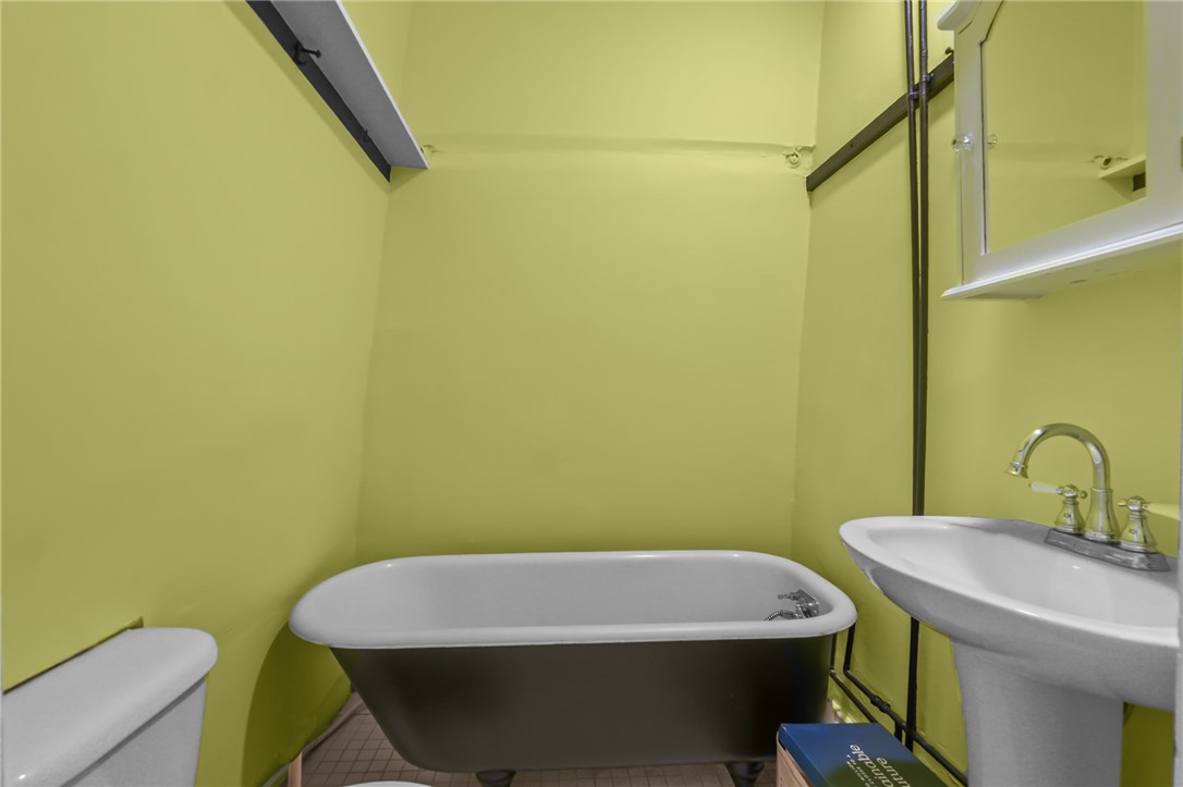 20 Messer Street, Unit 5 Providence, RI 02909 - Photo 24 of 31